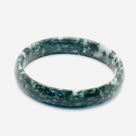 Bangle Natural Stone Nephrite 7” Bracelet - Picture 2 of 9